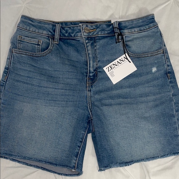Zenana Outfitters Classic Blue Jean Shorts - Picture 1 of 3